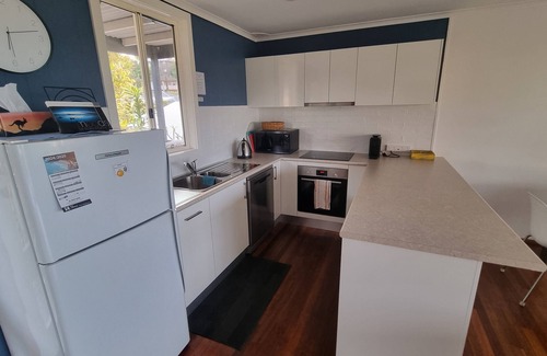 Salamander Bay House | Relax At The Bay.