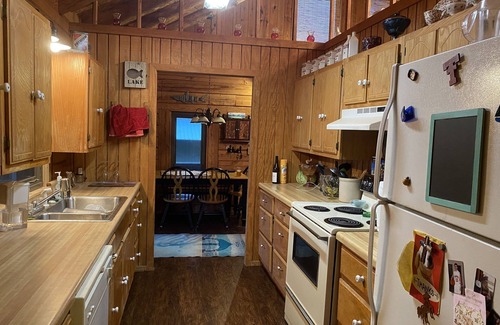 Custer County Cabin | Relax at your Rustic Lakeview Cabin on the North side of Foss Lake, Oklahoma