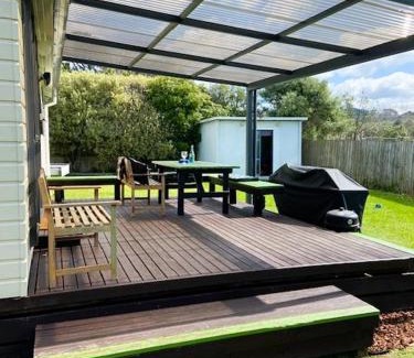 Waihi Beach House | Relax Cabin - Waihi Beach Holiday Home