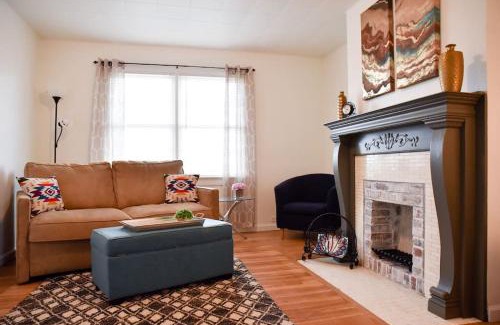 Pittsburgh House | Relax & Feel At Home During Your Pittsburgh Stay