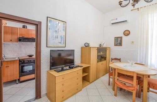 Bova Marina House | Relax in this pleasant vacation apartment in Bova Marina.