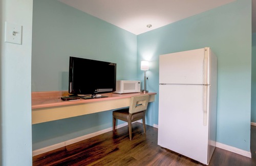 Natural Bridge Hotel | Relax Inn By OYO Natural Bridge I-81