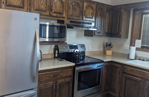 McCook House | Relax, Unwind, and Stay at Centennial Getaway in McCook, NE