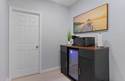 Paradise Hills Apartment | Relax & Unwind - Cozy 1 BR w/Room for 5 Guests