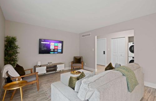 Rochester Apartment | Relax & Unwind in Rochester Cozy Vacation Spot