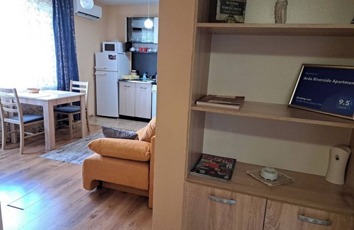Dalgopo Apartment | Relax with the whole family in this peaceful place to stay.