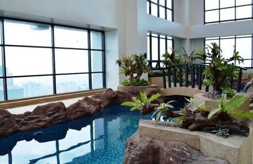 Wack-Wack Greenhills Apartment | Relaxing Big Studio Bedroom