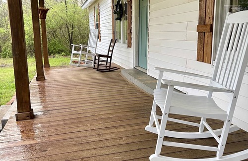 Chewalla House | Relaxing country home with great views and quite, peaceful surroundings