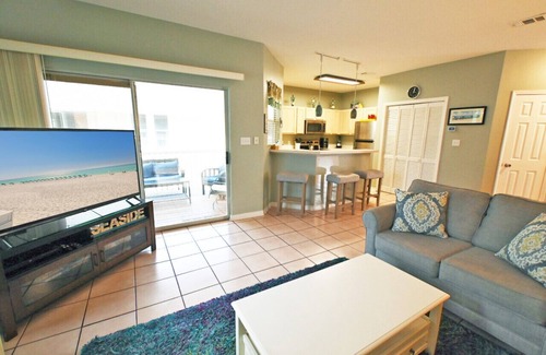 Holiday Isle Condo | Relaxing Destin Beach Walk Condo with Pool Views and Easy Beach Access Sandpiper Cove Unit 9201