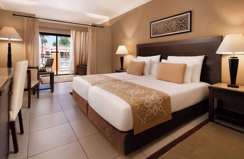 El Quseir Hotel | Relaxing Family Stay with Pools, Spa and Coral Reef Diving
