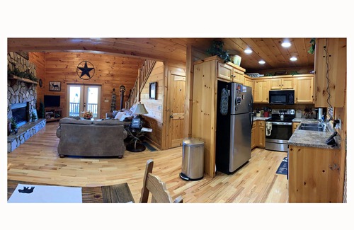 Ridgeline Vistas Cabin | Relaxing mountain views, 4 king beds, 3 baths, hot tub, and game room!