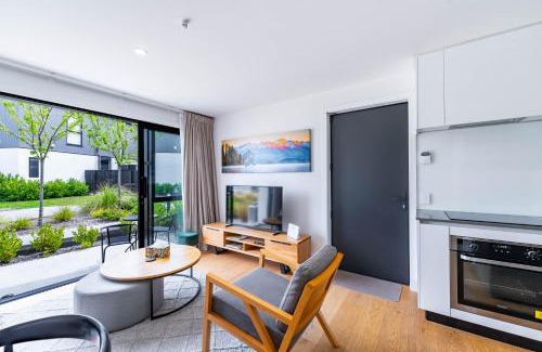 Albert Town Apartment | Relaxing retreat by the river