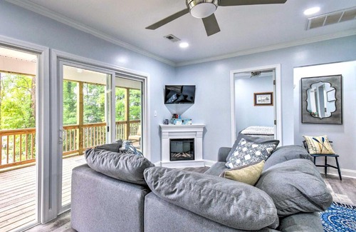 Dutton House | Relaxing Riverfront Cottage with Boat Dock!