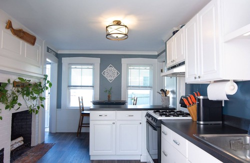 Essex Apartment | Relaxing Rivers Edge Main Street Retreat