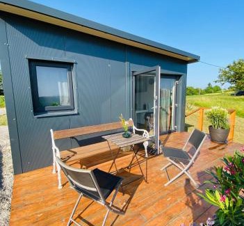 Bedekovcina Ski Chalet | Relaxing Tiny House with a beautiful view over the hills in Zagorje