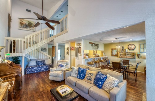 Horseshoe Bay House | Relaxing townhouse with spectacular views of LBJ!