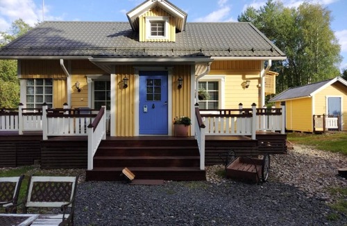 Kannus Villa | Relaxing villa with a view to the Lestijoki river. Has sauna for enjoyment!