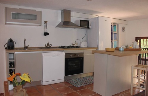 Cabrera de Mar Apartment | Relaxing villa with mountain and sea views