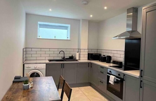 Downham Market Apartment | Remarkable 1-Bed Studio in Downham Market