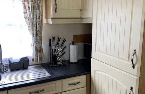 Ingoldmells Cabin | Remarkable 2-Bed Caravan in Ingoldmells