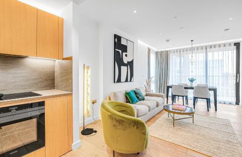 St. Pancras and Somers Town Apartment | Remarkable London Gem