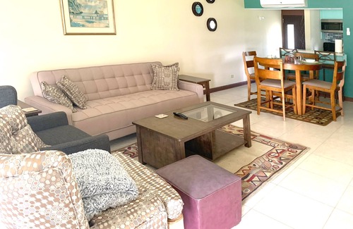 Port of Spain House | Remodeled condo, minutes away from shopping centre