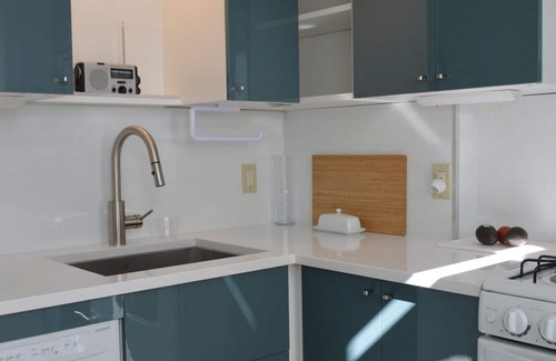 Washington Park West House | Remodeled flat for 2 in Washington Park