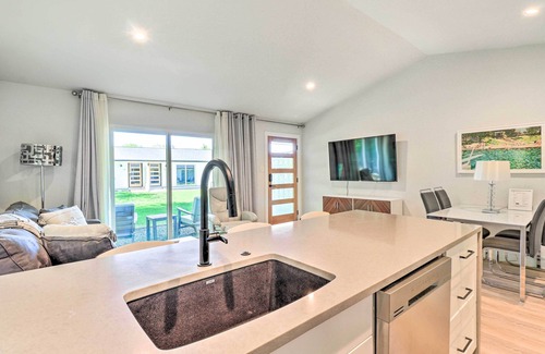 Barton Hills House | Remodeled Zilker Townhome w/Yard: Walk to SXSW!