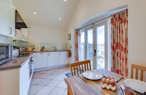 Hethel House | Remus - Two Bedroom House, Sleeps 4