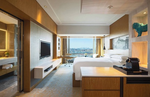 Downtown Beijing Hotel | Renaissance Beijing Wangfujing Hotel