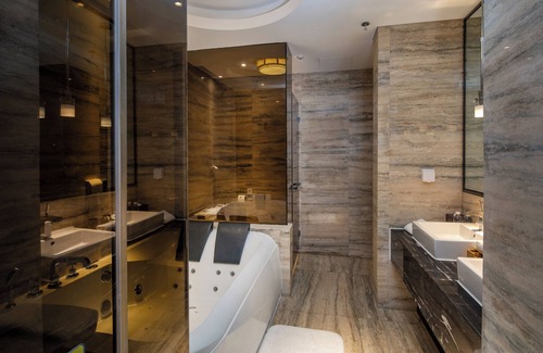 Guanshanhu District Hotel | Renaissance Guiyang Hotel