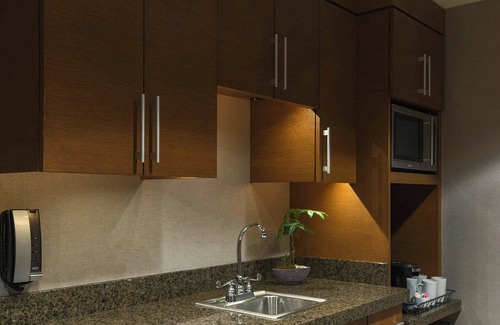 Schaumburg Hotel | Renaissance Schaumburg Convention Center Hotel