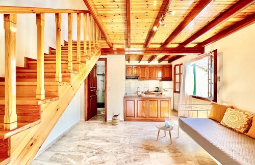 Roda Apartment | Renas Maisonette 2 near Roda
