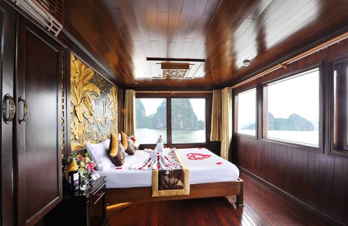 Hon Gai Boat Rental | Renea Cruises Halong