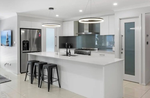 Belmont North House | Rengor Executive Retreat