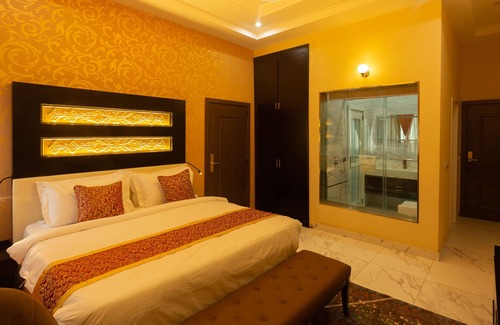 Orozo Hotel | Reno Apartments Abuja