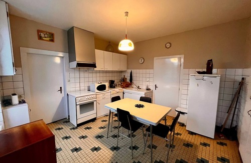 Saint-Hilaire-sur-Benaize Cottage | Renovated house in Berry, Brenne Park, garden