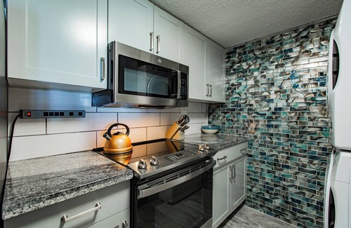 La Grande Princesse Condo | Renovated 2BD 2BA Pelican Cove Beachfront Condo