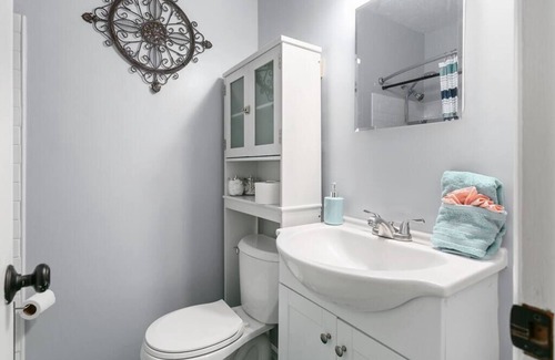 Decatur House | Renovated 3 bedroom home with all new furniture