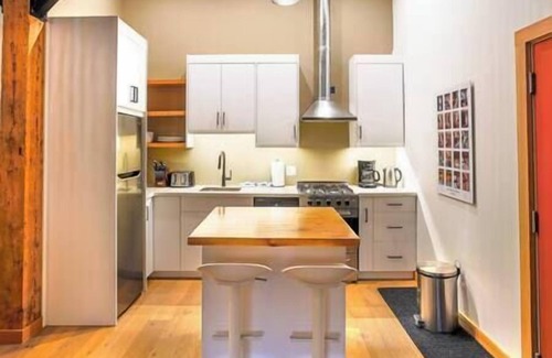 East Kootenay Apartment | Renovated apartment in Downtown/Great location