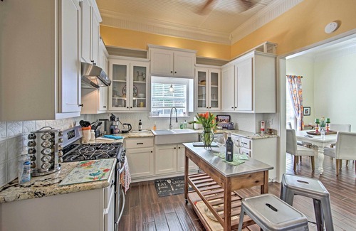 Winnsboro House | Renovated 'Carnegie Cottage' - Walk to Dtwn!