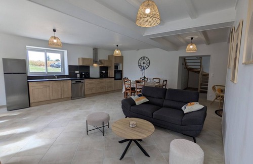 Challignac Cottage | Renovated Charente house with private garden and parking