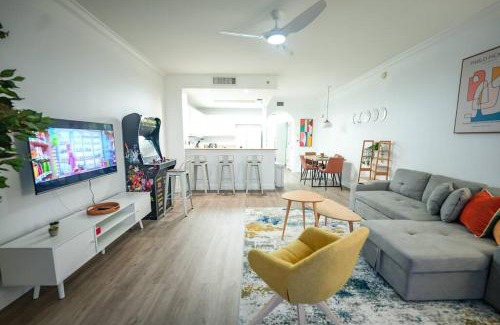 Florida Central Atlantic Coast Apartment | Renovated Condo Blue Heron 5 pax