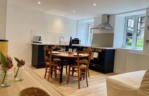 Offwiller Apartment | Renovated country gite: Les glycines d'Offwiller