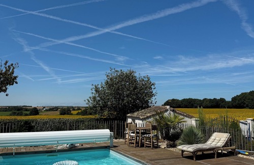 Serigne House | Renovated country house with swimming pool