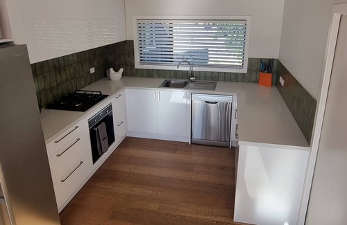 Fernhill House | Renovated Home, stunning views.
