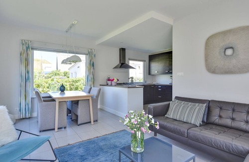 Callantsoog House | Renovated house directly behind the dunes, only 100m from the beach, close to the center