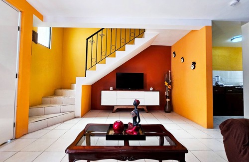 Tehuacan House | Renovated House in Central Private Fracc