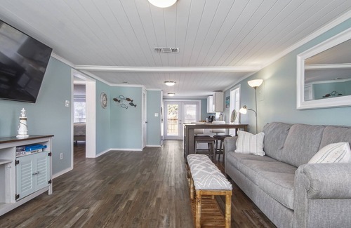 Parker House | Renovated house in Eastern Panama City, near Tyndall Air Force Base & PCB