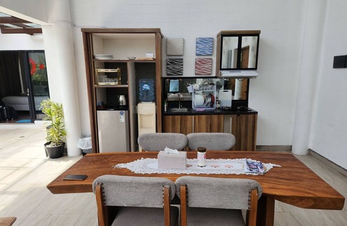 Taman Griya Villa | Renovated private residence in Nusa Dua - 5km from Benoa beach